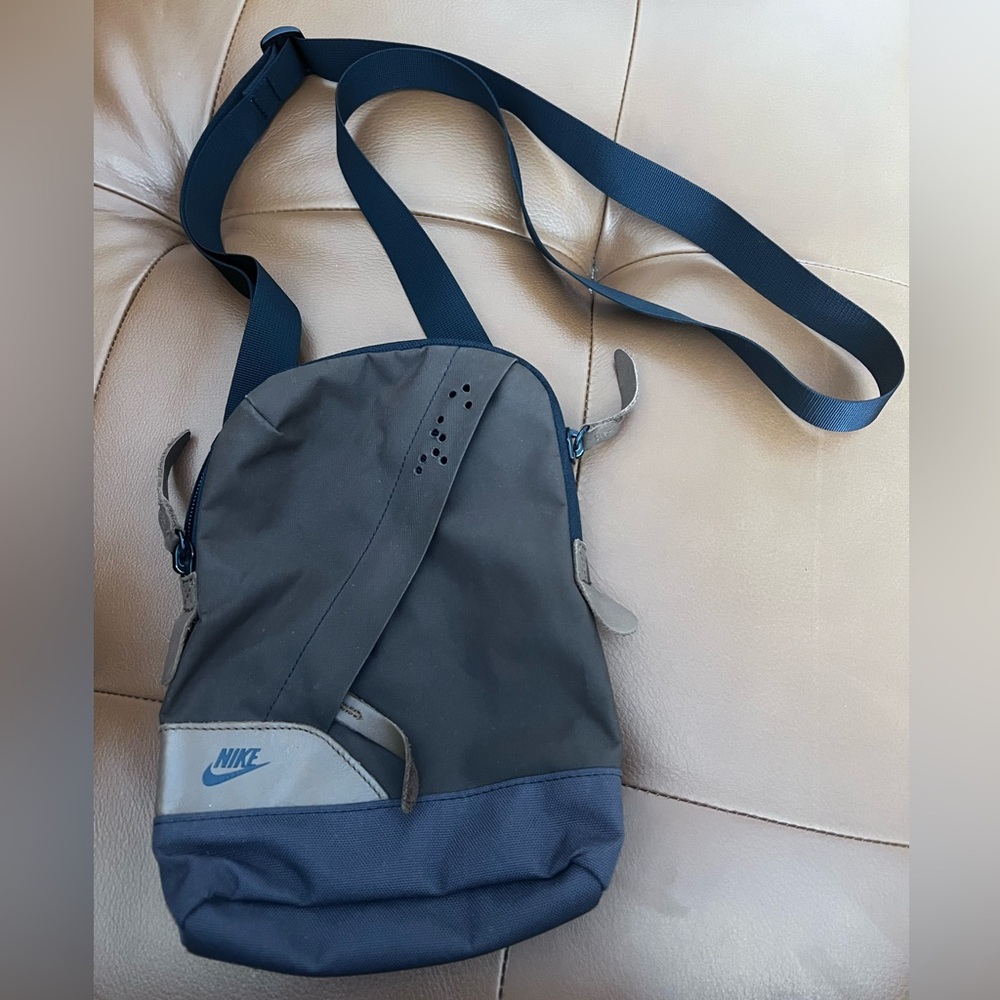Nike Men's Black and Blue Messenger Bag
